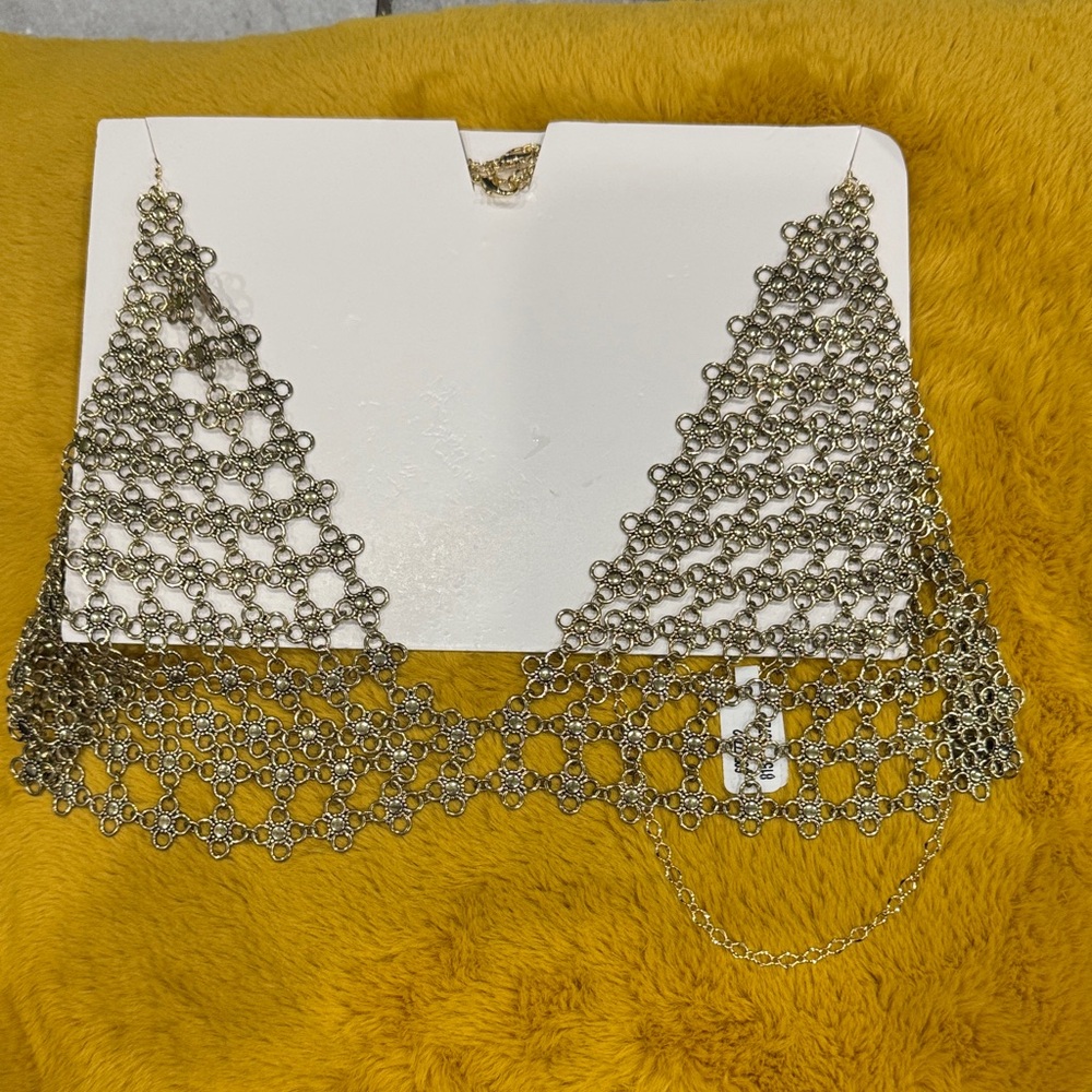 Free People x Revolve: Elegant Gold bra Chain